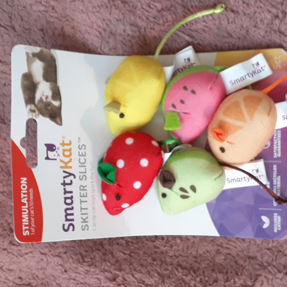 Brand New SMARTYKAT CATNIP Cat Toys-5 CT.